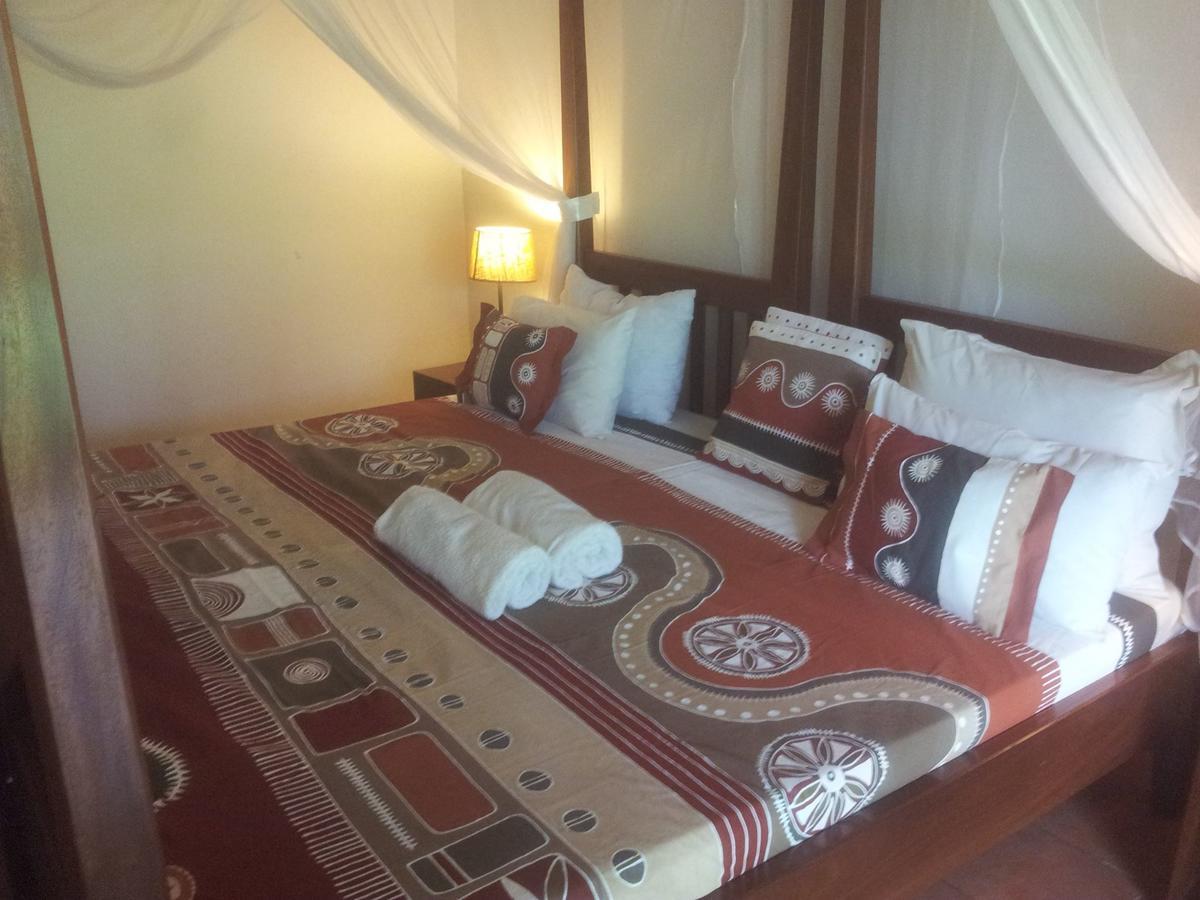 Airport Guesthouse Εντέμπε Εξωτερικό φωτογραφία