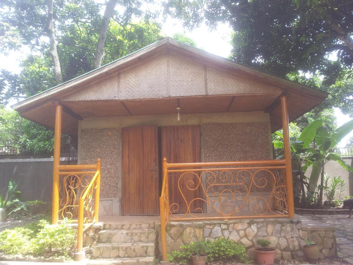 Airport Guesthouse Εντέμπε Εξωτερικό φωτογραφία