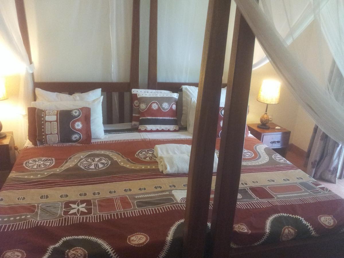 Airport Guesthouse Εντέμπε Εξωτερικό φωτογραφία